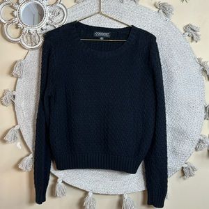 Women’s black knitted context sweater